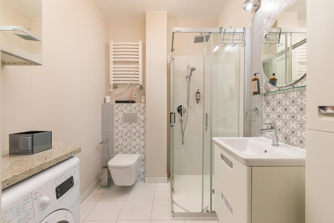 Rent Like Home - Nowy Swiat 47A Warschau Buitenkant foto