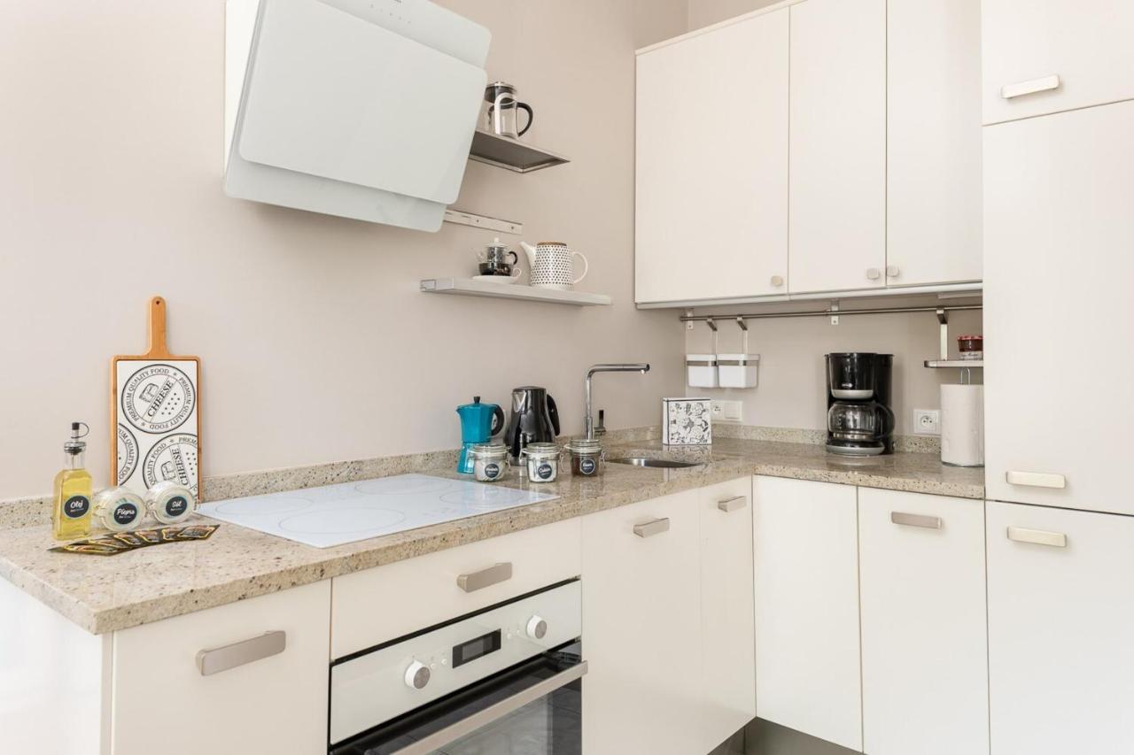 Rent Like Home - Nowy Swiat 47A Warschau Buitenkant foto